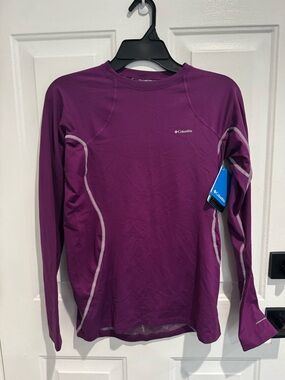 Columbia Women's Crew Neck Performance Top - Plum